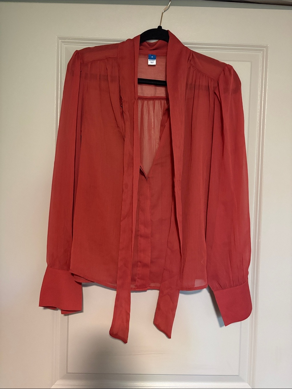 Old Navy Coral Tie-Neck Long-Sleeve Blouse